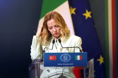 Roma, İtalya 29.4.2025: İtalya Başbakanı Giorgia Meloni, Türkiye Cumhurbaşkanı Recep Tayyip Erdoğan 'ı Roma ile Ankara arasındaki dördüncü zirvenin yapılacağı Villa Pamphili' de karşıladı.