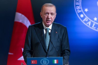 Roma, İtalya 29.4.2025: İtalya Başbakanı Giorgia Meloni, Türkiye Cumhurbaşkanı Recep Tayyip Erdoğan 'ı Roma ile Ankara arasındaki dördüncü zirvenin yapılacağı Villa Pamphili' de karşıladı.