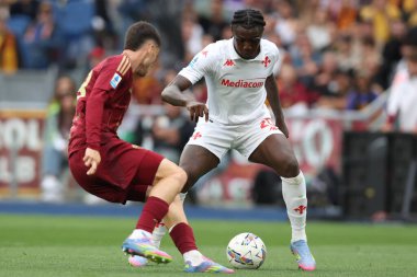 Roma, İtalya 04.05.2025: İtalyan futbolcu Moise Kean İtalya Futbol Şampiyonası sırasında Serie A Enilive 2024-2025 Roma ACF Fiorentina 'ya karşı Roma' daki Stadio Olimpico 'da oynanan karşılaşma.
