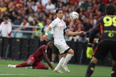 Roma, İtalya 04.05.2025: İtalyan futbolcu Rolando Mandragora İtalya futbol şampiyonluğu sırasında Serie A Enilive 2024-2025 Roma ACF Fiorentina 'ya karşı Roma' daki Stadio Olimpico 'da oynanan karşılaşma.