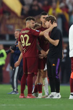 Roma, İtalya 04.05.2025: Roman Stephan El Shaarawy, Roman Gianluca Mancini, İtalyan futbol şampiyonası sonunda Eduardo Love Serie A Enilive 2024-2025 Roma ACF Fiorentina 'ya karşı Roma' daki Stadio Olimpico 'da oynanan karşılaşma.