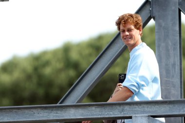 Roma İtalya 05.05.2025: Jannik Sinner için diskalifiye olduktan sonra ilk basın toplantısı, Roma 'daki Foro Italico merkez mahkemesinin basın odasında 2025 İbnl uluslararası tenis turnuvasında gerçekleşti.