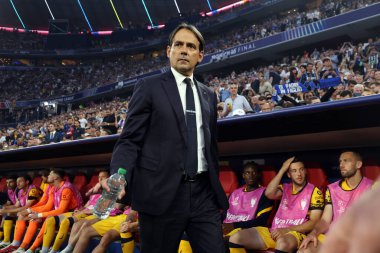 Münih, Almanya 31 Mayıs 2025: Simone Inzaghi Inter 'in antrenörü 2024-2025 UEFA Şampiyonlar Ligi final maçı sırasında Paris Saint Germain ile Inter Milan arasında Münih' teki Allianz Arena 'da oynanan karşılaşma..