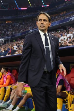 Münih, Almanya 31 Mayıs 2025: Simone Inzaghi Inter 'in antrenörü 2024-2025 UEFA Şampiyonlar Ligi final maçı sırasında Paris Saint Germain ile Inter Milan arasında Münih' teki Allianz Arena 'da oynanan karşılaşma..