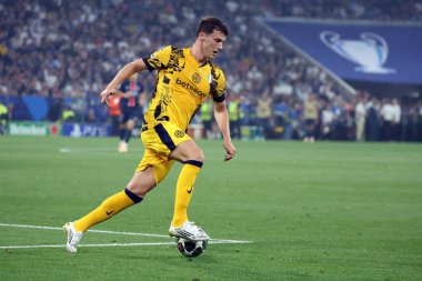 Münih, Almanya 31 Mayıs 2025: Benjamin Pavard 2024-2025 UEFA Şampiyonlar Ligi Finali sırasında Paris Saint Germain ile Inter Milan arasında Münih 'teki Allianz Arena' da oynanan karşılaşmada.