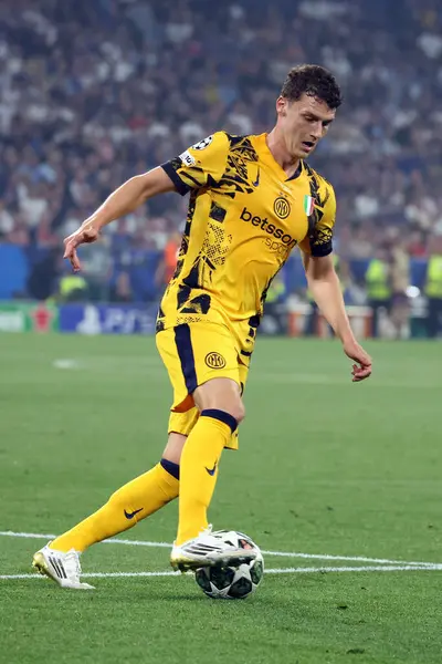 Münih, Almanya 31 Mayıs 2025: Benjamin Pavard 2024-2025 UEFA Şampiyonlar Ligi Finali sırasında Paris Saint Germain ile Inter Milan arasında Münih 'teki Allianz Arena' da oynanan karşılaşmada.