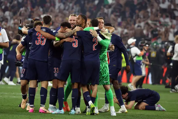 Münih, Almanya 31 Mayıs 2025: PSG, Münih 'teki Allianz Arena' da Paris Saint Germain ile Inter Milan arasında oynanan 2024-2025 UEFA Şampiyonlar Ligi final maçının zaferini kutladı..