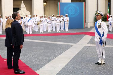 Roma, İtalya, 3 Haziran 2025: İtalya Başbakanı Giorgia Meloni, Fransa Cumhuriyeti Başkanı Emmanuel Macron ile Palazzo Chigi 'de buluştu..