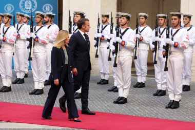 Roma, İtalya, 3 Haziran 2025: İtalya Başbakanı Giorgia Meloni, Fransa Cumhuriyeti Başkanı Emmanuel Macron ile Palazzo Chigi 'de buluştu..