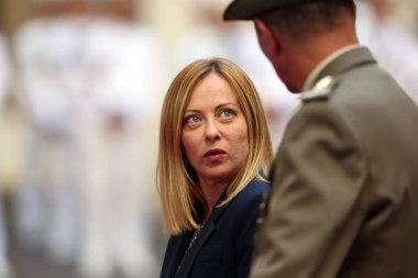 Roma, İtalya, 3 Haziran 2025: İtalya Başbakanı Giorgia Meloni, Fransa Cumhuriyeti Başkanı Emmanuel Macron ile Palazzo Chigi 'de buluştu..