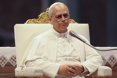 Vatikan Şehri, 14 Haziran 2025: Papa 16. Leo, St. Peter Bazilikası 'nın merkez mihrabında Sport' un Jübilesi için seyircilere başkanlık ediyor..