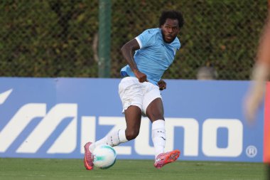 Formello, İtalya 20 Temmuz 2025: S.S. Lazio takımından Nuno Tavares, Formello 'daki Mirko Fersini Stadyumu' nda Ss Lazio 'ya karşı oynanan 20 yaş altı sahasında maç yapıyor.