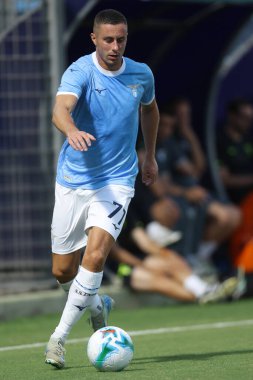 Formello, İtalya 20 Temmuz 2025: S.S. Lazio 'dan Adam Marusiç, Formello' daki Mirko Fersini Stadyumu 'nda Ss Lazio' ya karşı 20 yaş altı sahasında oynanan dostluk karşılaşmasında görevde