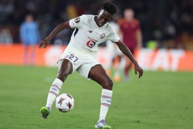 Roma, İtalya - 2 Ekim 2025: Lille 'li Felix Correia UEFA Ligi 2025 / 2026, 2. gün Roma' daki Olimpiyat Stadyumu 'nda AS Romanlar ve LOSC Lille karşı karşıya geldi.