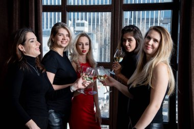 young women with champagne glasses 