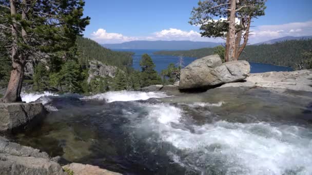 Lake Tahoe Eagle Falls Mot Emerald Bay Kalifornien Usa — Stockvideo