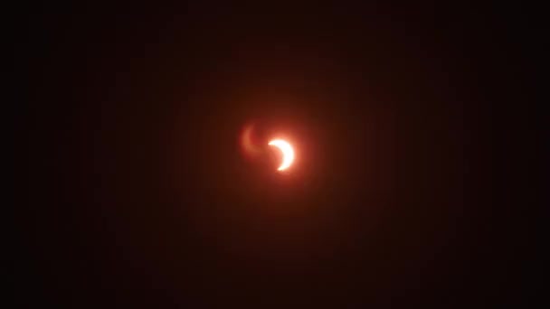 Сонячне Затемнення 2023 Time Lapse Червоним Фільтром Астрофотографія — стокове відео