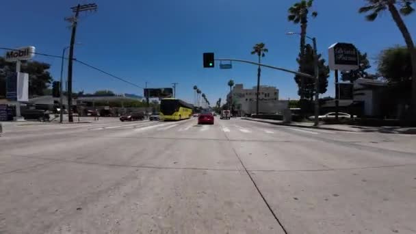 Hollywood Sunset Blvd Eastbound Front View Fairfax Ave Driving Plate — Stok Video