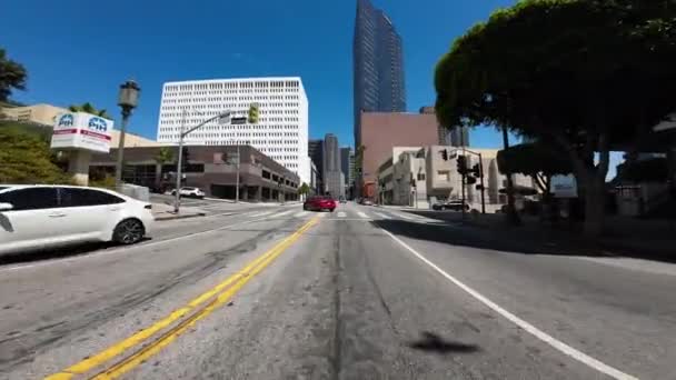 Los Angeles Downtown Wilshire Blvd Eastbound Front View Lucas Ave — Stock videók