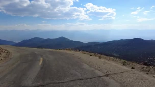 White Mountain Ancient Bristlecone Scenic Byway Westbound Front View Driving — Stockvideo