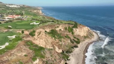 Los Angeles 'taki Trump Golf Kulübü' nün Uçurumlar Yörüngesi Üzerindeki Havadan Çekimi