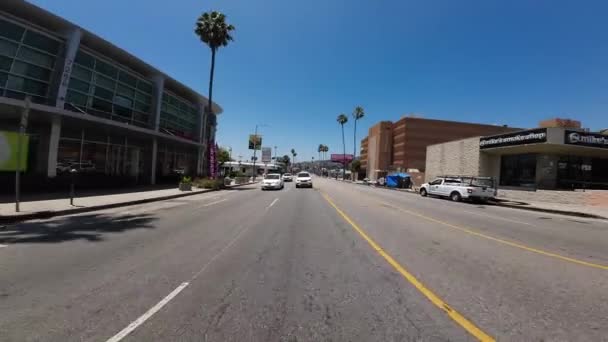 Hollywood Sunset Blvd Eastbound Vista Trasera Poinsettia Place Placa Conducción — Vídeos de Stock