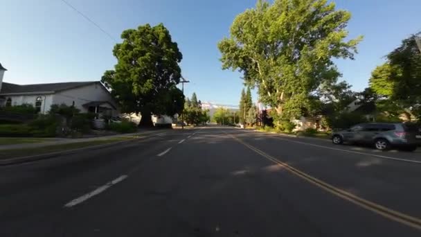 Mount Shasta City Hátsó Nézet Driving Plates California Amerikai Egyesült — Stock videók