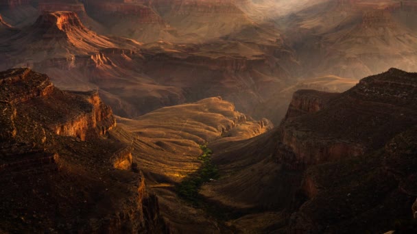 美国亚利桑那州光高原点的大峡谷日出射线 — 图库视频影像