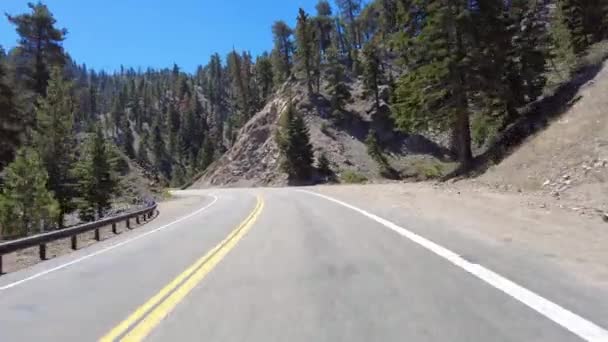 Angeles Crest Highway Summer Eastbound Islip Saddle Grassy Hollow Front — Stock Video