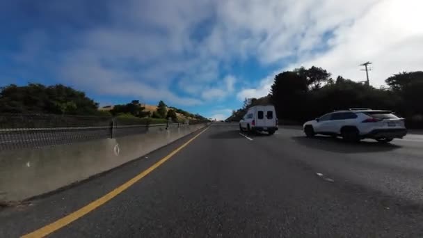 San Francisco Bay Area Strawberry Freeway 101 North Front View — Stockvideo