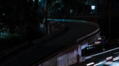 Yoğun Otoyol Girişi Trafik Gecesi Hızı