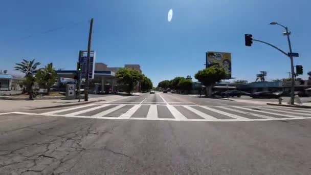 Los Angeles Robertson Blvd Northbound Visão Traseira Cashio Driving Plate — Vídeo de Stock