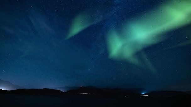 Aurora Verde Vía Láctea Galaxy Time Lapse 15Mm Cielo Del — Vídeo de stock