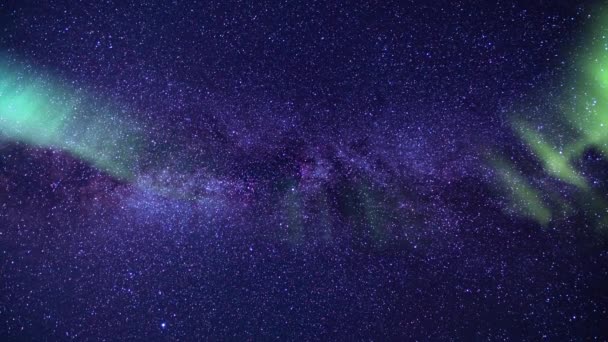 Γαλαξίας Μας Και Aurora Πράσινο Βρόχο Χιλιοστά Στο Νότιο Ουρανό — Αρχείο Βίντεο