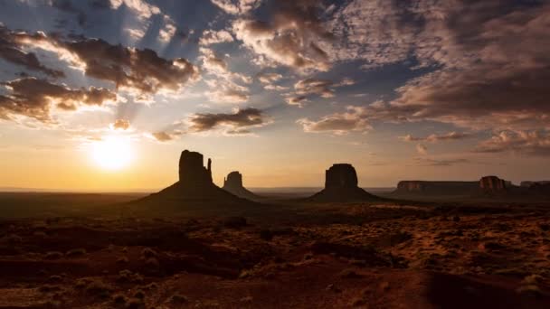 Monument Valley Sunrise View Wide Time Lapse Zoom Arizona Southwest — Stock Video