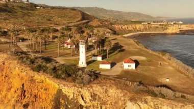 California Point Vicente Deniz Feneri Günbatımı Hava Çekimi R