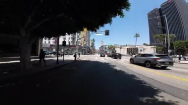 Hollywood Vine St Southbound 01 Arka Manzara Sunset Bulvarı Kaliforniya plakalı