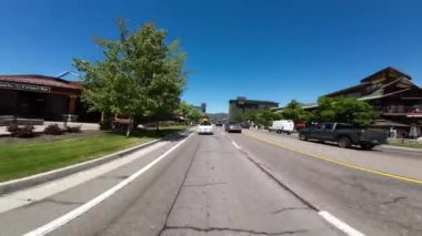 Tahoe Gölü Güney Kıyısı Eyalet Hattı Güney Gölü Tahoe 01 Arka Görüş Kaliforniya Plakası