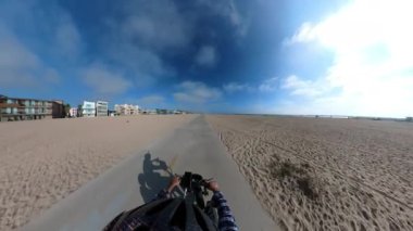 Los Angeles Ballona Deresi Bisiklet Yolu Playa Del Rey Plajı Bisiklet Önü Bisiklet Manzarası Bike 02 Kaliforniya ABD