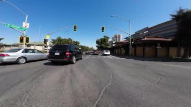 Stockton Şehir Merkezi Şehir Merkezi 01 Ön Manzara Sürücü Plakaları Kaliforniya ABD Ultra Geniş Geniş