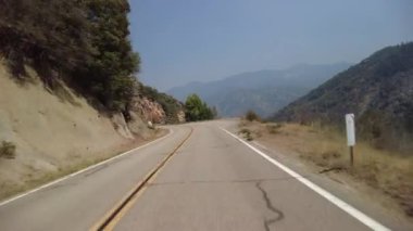 Kings Canyon Manzarası Doğu Bölümü 18 Doğu Yakası Çok Kameralı Önden Sürücü Plakası Sierra Nevada California Mt. ABD