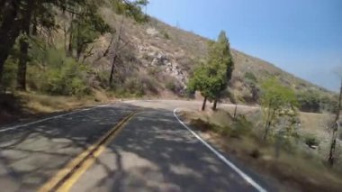 Kings Canyon Manzarası Doğu Bölümü 20 Doğu Yakası Çok Kameralı Önden Sürücü Plakası Sierra Nevada California Dağı ABD