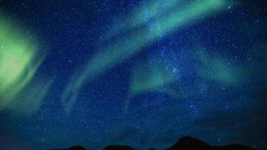Aurora Green ve Samanyolu Galaksi Kanyonu Kuzey Eğimi