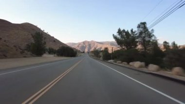 Isabella Gölü 4 Kernville 05 Front View Çok Kameralı Günbatımı Sürücü Plakası Sierra Nevada California Dağı ABD