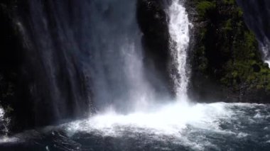 Burney Falls Kükreyen Güzel Şelaleleri Shasta California ABD