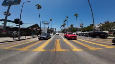 Hollywood Sunset Bulvarı Doğuya giden 06 Arka Manzara La Brea Bulvarı Kaliforniya plakalı