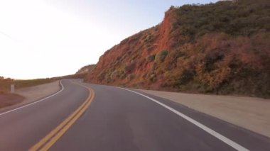 Big Sur Pasifik Sahil Otoyolu 8 Pfeiffer Sahili 'nden Carmel' e Deniz 13 Front View Multicam Sürücü Plakası Kaliforniya ABD