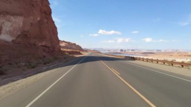 Plakalı Sürücü Gölü Powell Lakeshore Dr. S 12 Arka Görüş Arizona Güneybatı ABD