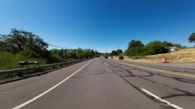 Oregon Rogue Umpqua Sahnesi. Byway Kartal Noktası 03 Arka Manzara 62 Doğu yönünde Kuzey Batı yönünde.