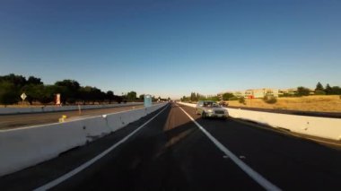 Devlerin Redwood Bulvarı 4 Bolling Grove 02 Arka Görüş Kaliforniya Ultra Geniş Plakası